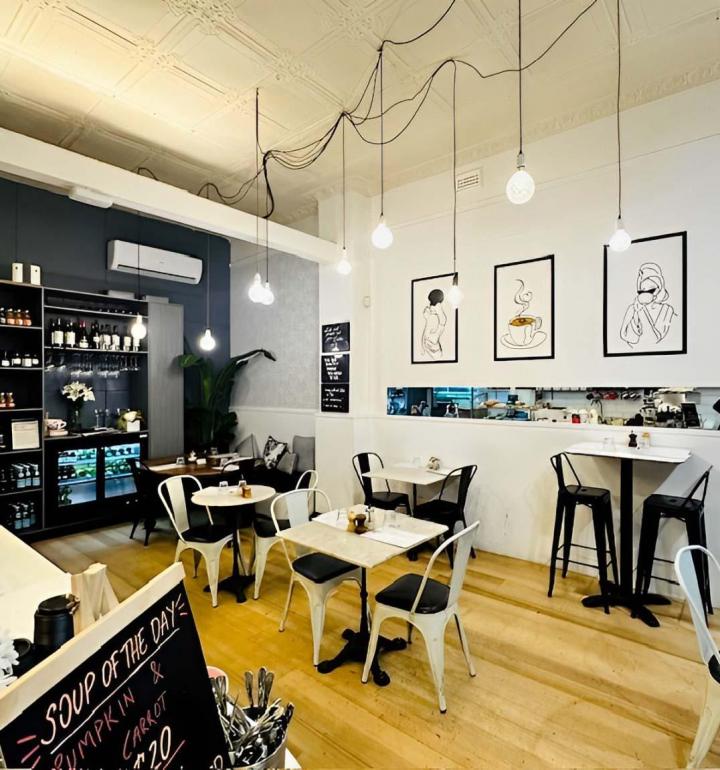 Enjoy an Exclusive Wine Experience